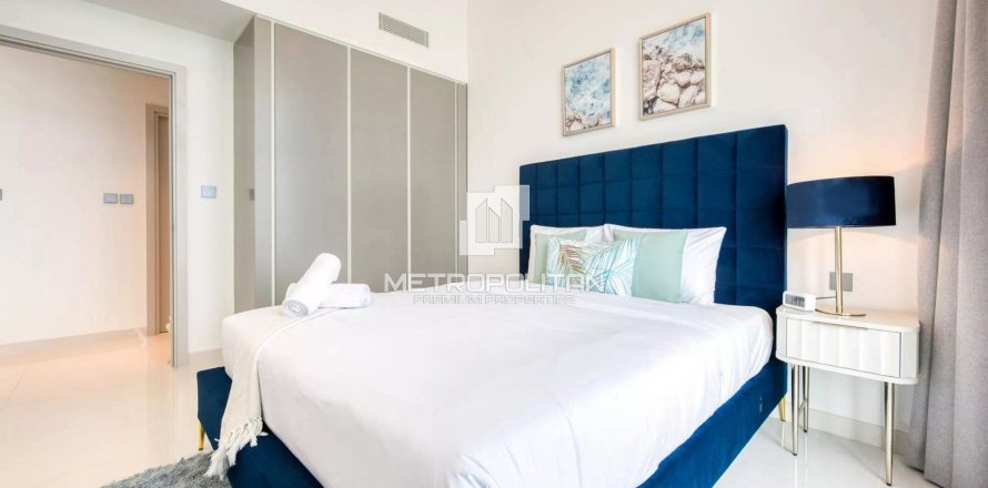 Квартира в EMAAR Beachfront, Dubai Harbour, Дубай, 1 спальня, 84м², № 16051