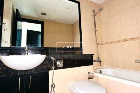 Appartement à Jumeirah Lake Towers, Dubai, 2 chambres, 82.6 m², № 11554 - photo 11
