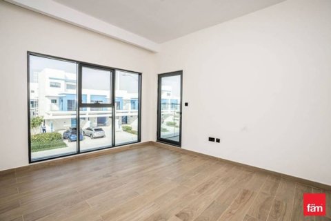 Townhouse in Dubai 4 bedrooms, 210.8 sq.m. № 111934 - photo 9