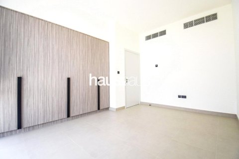 Villa in Dubai Hills Estate, Dubai 4 bedrooms, 313 sq.m. № 43232 - photo 12