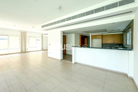 Villa à Legacy, Jumeirah Park, Dubai, 4 chambres, 386 m², № 43233 - photo 3