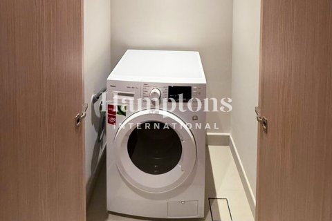 Apartment in Downtown Dubai (Downtown Burj Dubai), Dubai 1 bedroom, 81.68960790 sq.m. № 94521 - photo 2