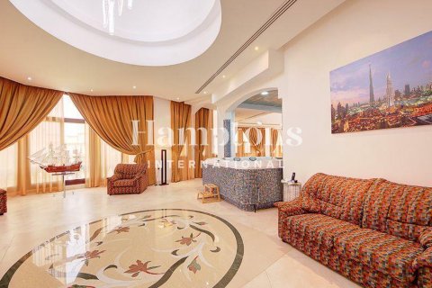 Villa à Emirates Hills, Dubai, 7 chambres, 1723.71947491 m², № 94522 - photo 23