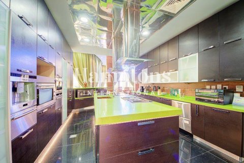 Villa à Emirates Hills, Dubai, 7 chambres, 1723.71947491 m², № 94522 - photo 22