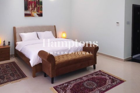 Villa à Emirates Hills, Dubai, 7 chambres, 1723.71947491 m², № 94522 - photo 8