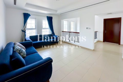 Villa en Dubai Science Park, Dubai, 5 dormitorios, 792.18388100 m², № 94520 - foto 12