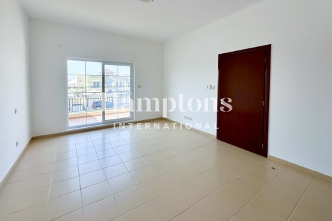 Villa en Dubai Science Park, Dubai, 5 dormitorios, 792.18388100 m², № 94520 - foto 17