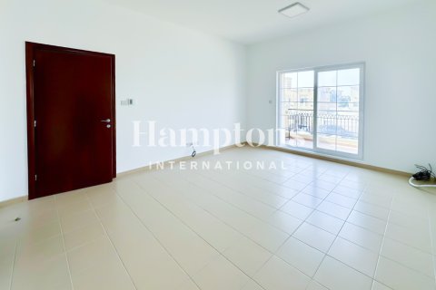 Villa en Dubai Science Park, Dubai, 5 dormitorios, 792.18388100 m², № 94520 - foto 13