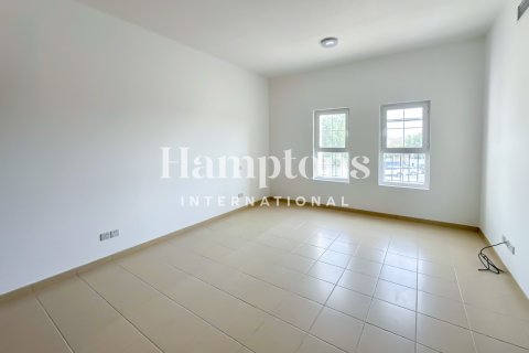 Villa en Dubai Science Park, Dubai, 5 dormitorios, 792.18388100 m², № 94520 - foto 20