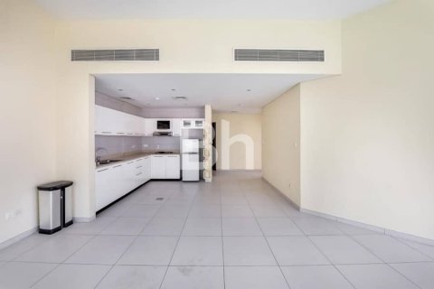 Apartment in Dubai Marina, Dubai 2 bedrooms, 105 sq.m. № 56424 - photo 12