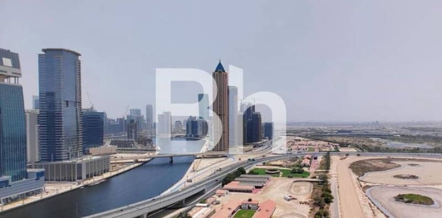 Apartment in Business Bay, Dubai 1 bedroom, 75 sq.m. № 56427