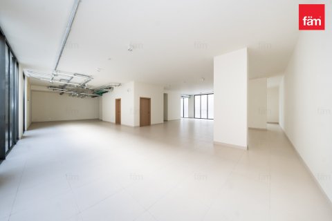 Villa in Dubai Hills Estate, Dubai 5 bedrooms, 662.2 sq.m. № 76937 - photo 30