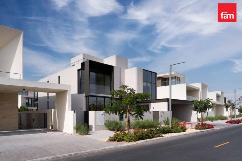 Villa in Dubai Hills Estate, Dubai 5 bedrooms, 662.2 sq.m. № 76937 - photo 25