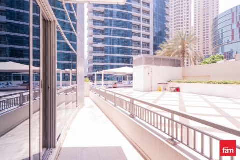 Appartement à Dubai Marina, Dubai, 2 chambres, 150.3 m², № 76935 - photo 16
