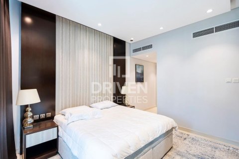 Apartment in Downtown Dubai (Downtown Burj Dubai), Dubai 3 bedrooms, 160.44 sq.m. № 135885 - photo 8