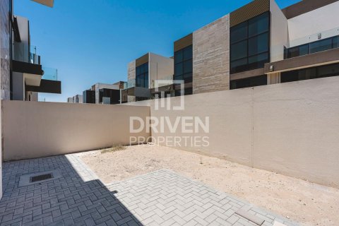 Купить таунхаус в District 11, Мохаммед Бин Рашид Сити, Дубай: 4 спальни, 187.2м², № 135884 - фото 4