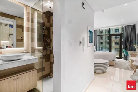 Apartment in Palm Jumeirah, Dubai 32.7 sq.m. № 70522 - photo 4