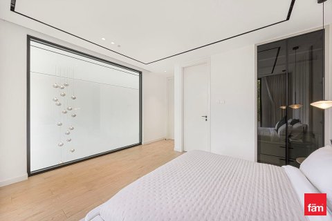 Villa in Jumeirah Islands, Dubai 4 bedrooms, 957.8 sq.m. № 94713 - photo 22