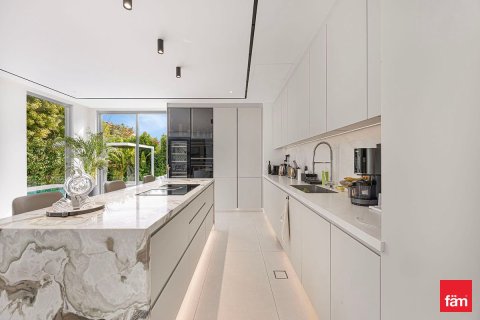 Villa in Jumeirah Islands, Dubai 4 bedrooms, 957.8 sq.m. № 94713 - photo 11