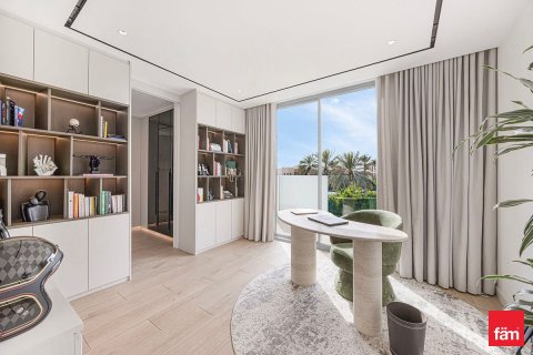 Villa in Jumeirah Islands, Dubai 4 bedrooms, 957.8 sq.m. № 94713 - photo 16