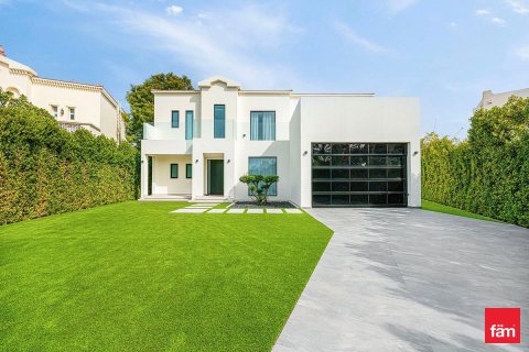 Villa in Jumeirah Islands, Dubai 4 bedrooms, 957.8 sq.m. № 94713 - photo 27