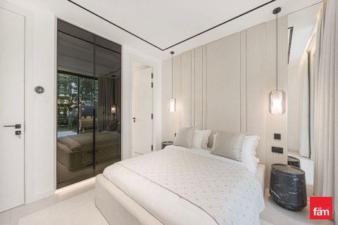 Villa in Jumeirah Islands, Dubai 4 bedrooms, 957.8 sq.m. № 94713 - photo 12