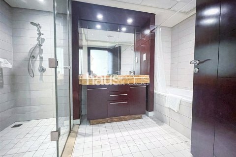 Снять в аренду квартиру в Burj Views, Даунтаун Дубай (Даунтаун Бурдж Дубай), Дубай: 2 спальни, 121м², № 44692 - фото 16