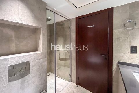 Apartment in The Lofts, Downtown Dubai (Downtown Burj Dubai), Dubai 2 bedrooms, 184 sq.m. № 44691 - photo 17