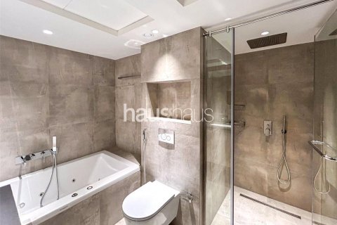 Apartment in The Lofts, Downtown Dubai (Downtown Burj Dubai), Dubai 2 bedrooms, 184 sq.m. № 44691 - photo 12