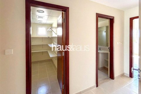 فيلا في Meadows, دبي 4 غرف نوم, 344 م² رقم 44704 - صورة 13