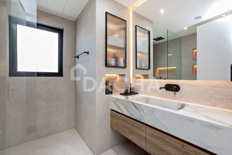 Villa in Jumeirah Islands, Dubai 5 bedrooms, 557 sq.m. № 104715 - photo 14