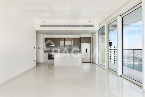 Apartment in EMAAR Beachfront, Dubai Harbour, Dubai 2 bedrooms, 134 sq.m. № 104725 - photo 9
