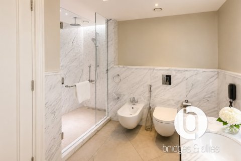 Apartamento en Downtown Dubai (Downtown Burj Dubai), Dubai, 2 dormitorios, 118 m², № 141860 - foto 15