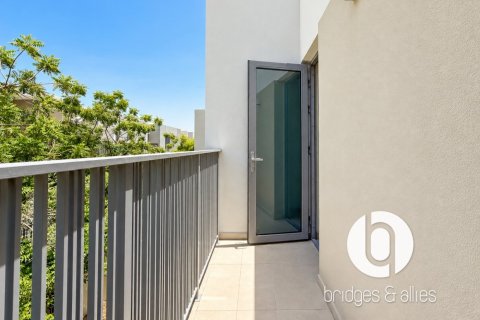 Adosado en Tilal Al Ghaf, Dubai, 3 dormitorios, 199 m², № 141861 - foto 15