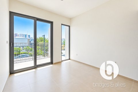 Adosado en Tilal Al Ghaf, Dubai, 3 dormitorios, 199 m², № 141861 - foto 19
