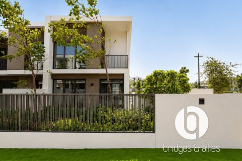 Adosado en Tilal Al Ghaf, Dubai, 4 dormitorios, 227 m², № 141858 - foto 22