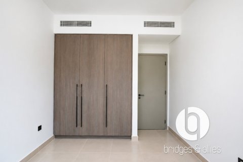 Adosado en Tilal Al Ghaf, Dubai, 4 dormitorios, 227 m², № 141858 - foto 17