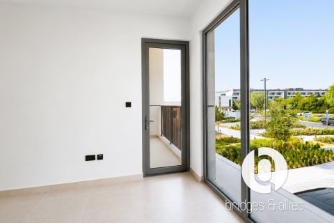 Adosado en Tilal Al Ghaf, Dubai, 4 dormitorios, 227 m², № 141858 - foto 19