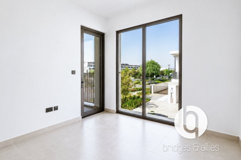 Adosado en Tilal Al Ghaf, Dubai, 4 dormitorios, 227 m², № 141858 - foto 18