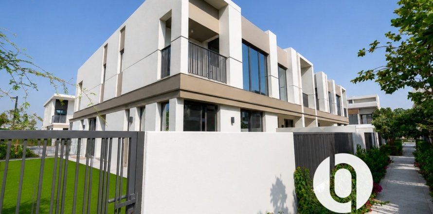 Adosado en Tilal Al Ghaf, Dubai, 4 dormitorios, 227 m², № 141858