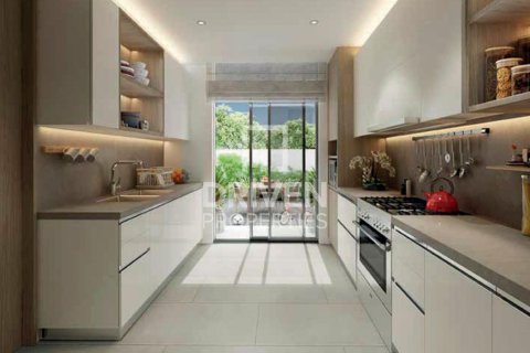 Villa en Jebel Ali, Dubai, 4 dormitorios, 676 m², № 86844 - foto 8