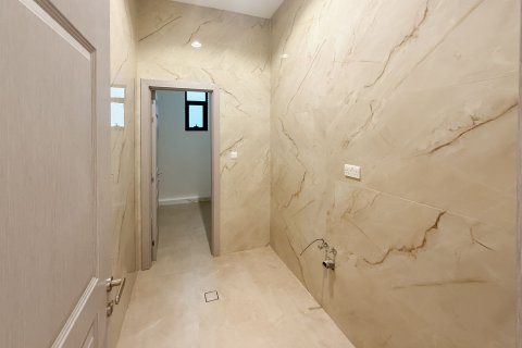 Villa in Dubai 5 bedrooms, 743.22 sq.m. № 138959 - photo 17