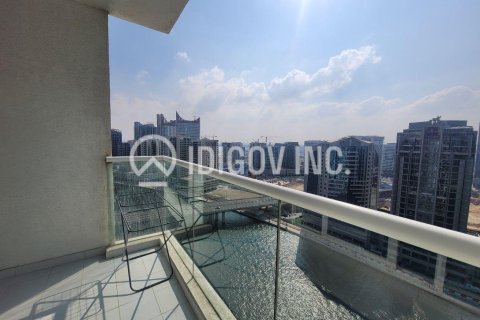 Снять в аренду квартиру в DAMAC Maison Privé, Бизнес-Бэй, Дубай: 1 спальня, 91м², № 53811 - фото 1