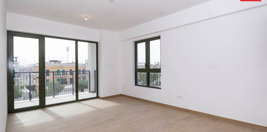 Квартира в Дубае, 2 спальни, 111.9м², № 40257