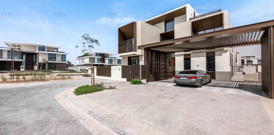 Villa in Dubai Hills Estate, Dubai 5 bedrooms, 660 sq.m. № 40256