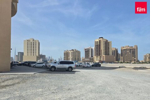Land in Al Jaddaf, Dubai 1077.8 sq.m. № 40253 - photo 6