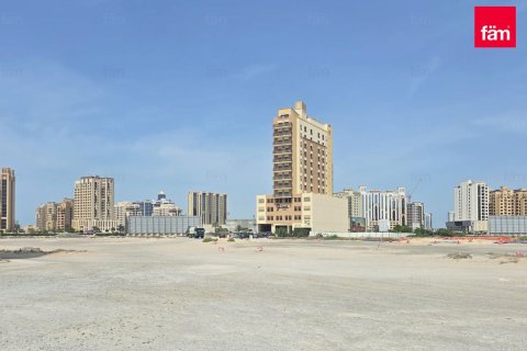 Land in Al Jaddaf, Dubai 1077.8 sq.m. № 40253 - photo 8