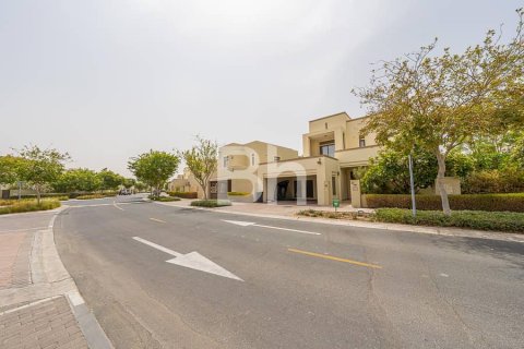Villa in Arabian Ranches 2, Dubai 4 bedrooms, 300 sq.m. № 57999 - photo 12