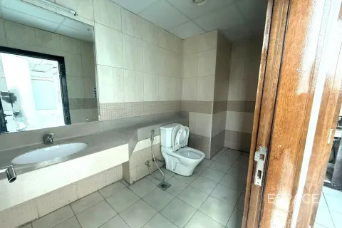 Снять в аренду офис в Бизнес-Бэе, Дубай: 177м², № 62072 - фото 13