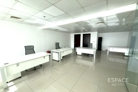 Oficina en Jumeirah Lake Towers, Dubai, 107 m², № 62070
